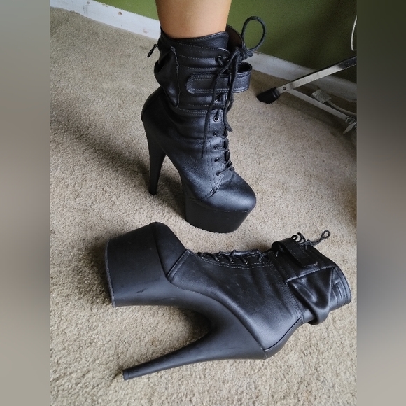 Adore Pleasers Stiletto sz8 boots - Picture 2 of 4